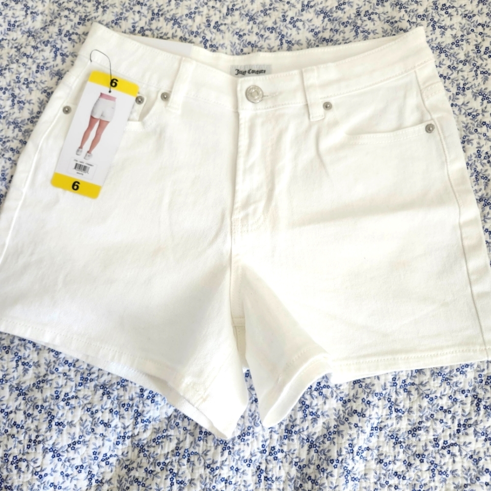 Women's White Denim Juicy Couture Shorts Size 6